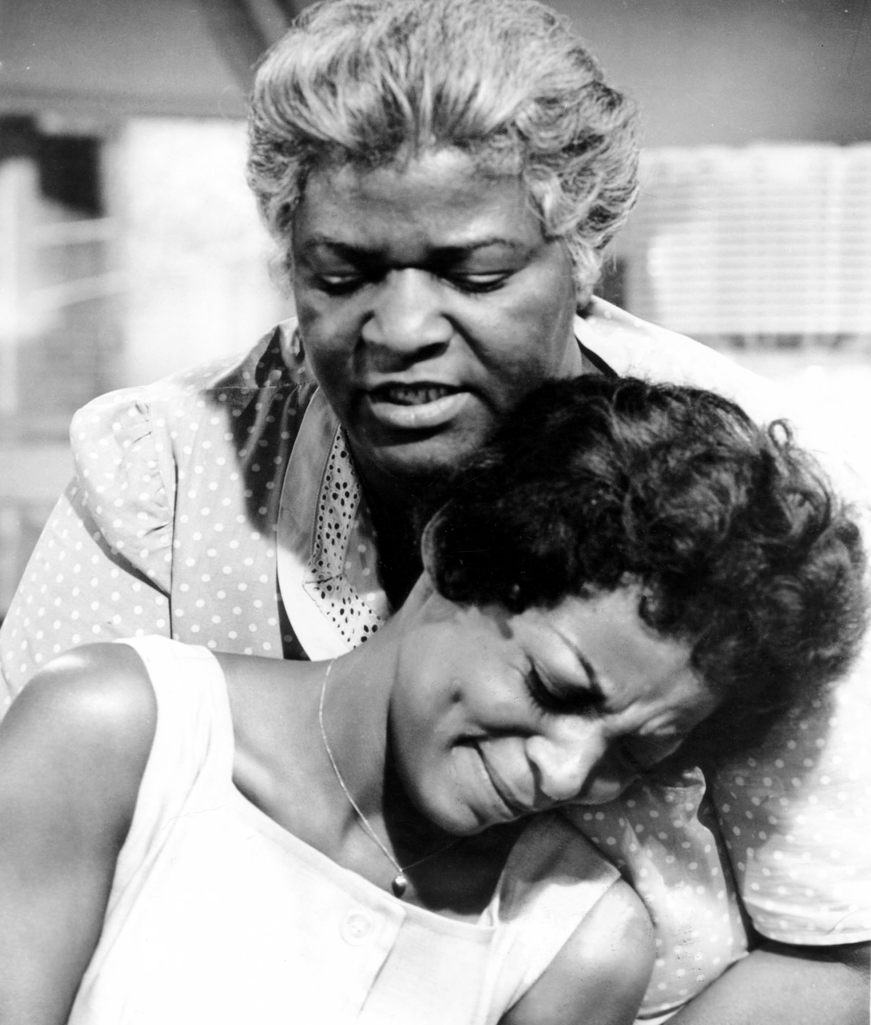 A RAISIN IN THE SUN, Claudia McNeil, Ruby Dee, 1961