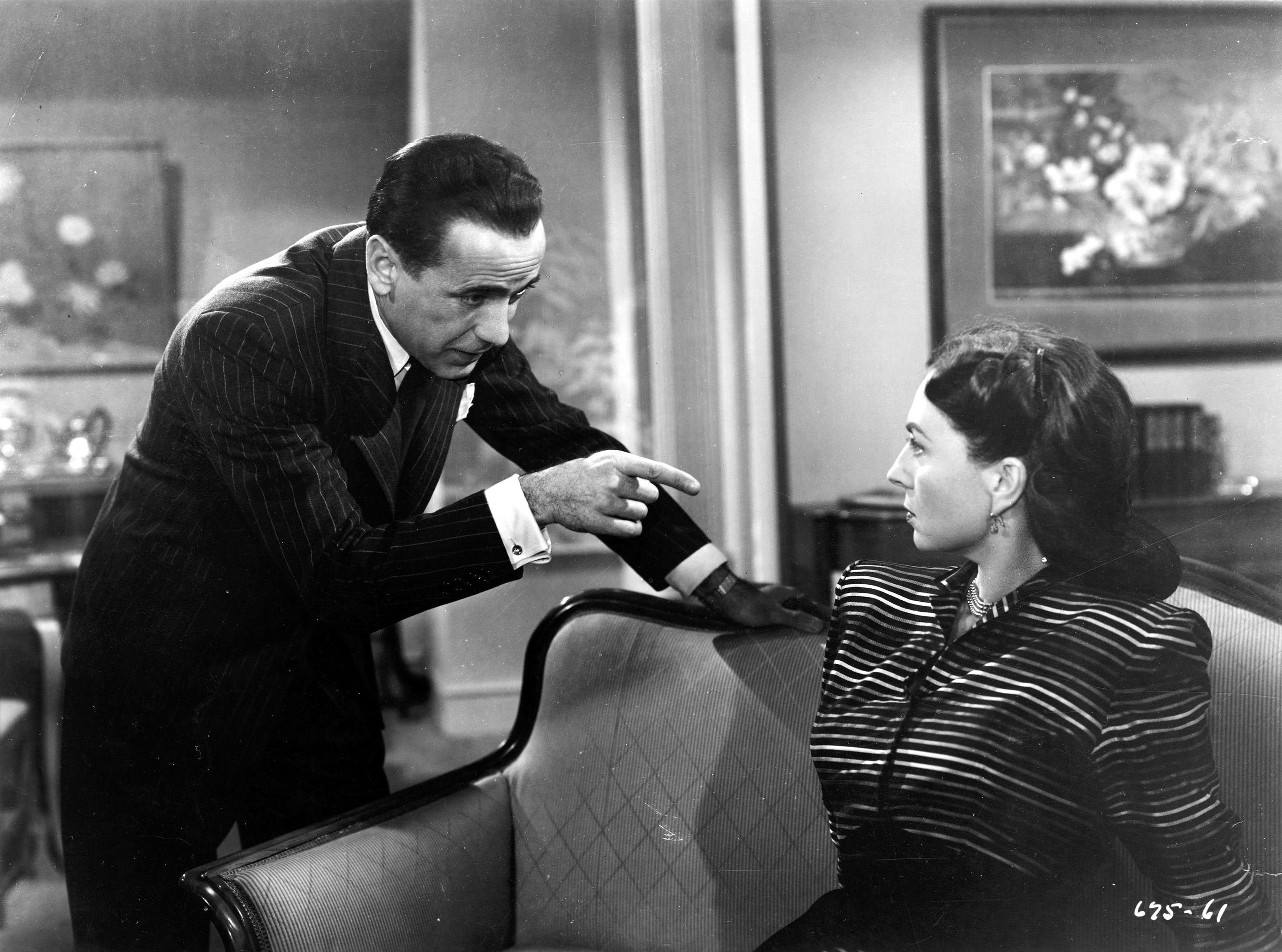 044-agnes-moorehead-theredlist-Humphrey Bogart and Agnes Moorehead in Dark Passage directed by Delmer Daves, 1947