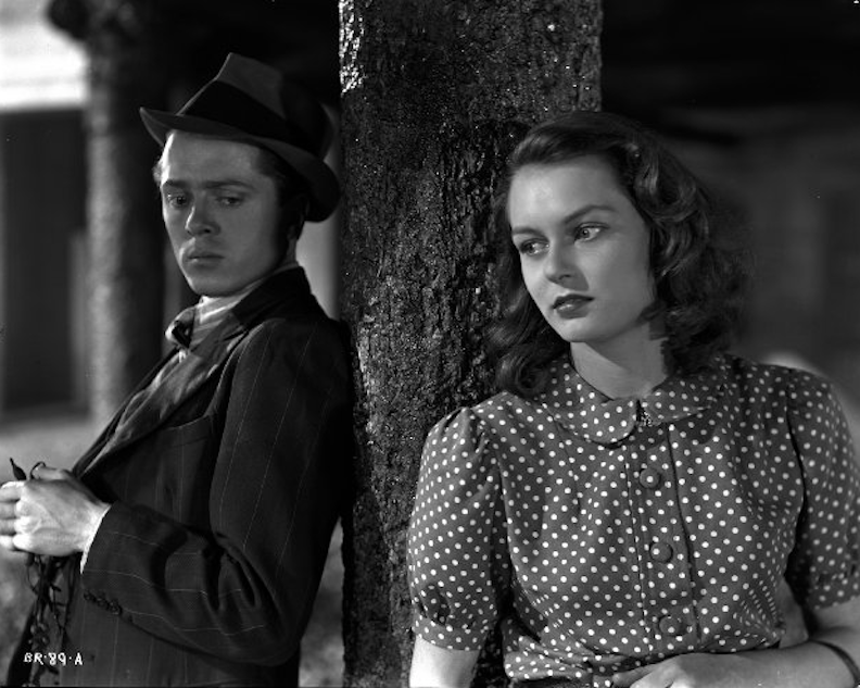 Brighton Rock Dick Attenborough as Pinkie Brown with Carol Marsh