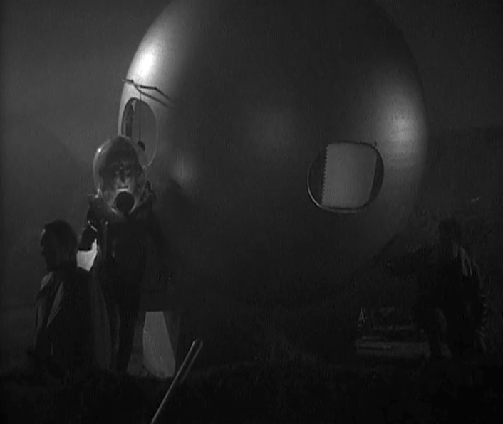 the man from planet x diving bell