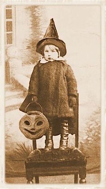 creepy-halloween-pic