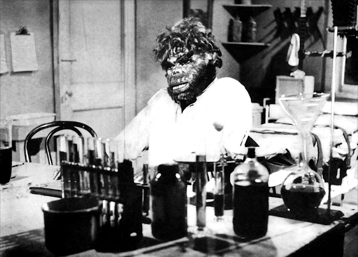 neanderthal-man-in-lab